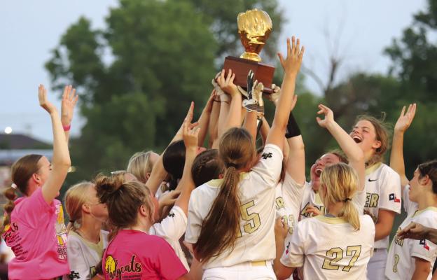 With the new UIL rule change there will be one less opportunity to lift a trophy in the playoffs as the organization announced the change earlier this week. File photo