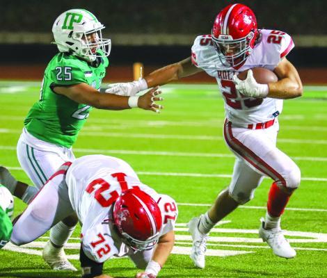 Big plays power Eagles in Battle of the Birds
